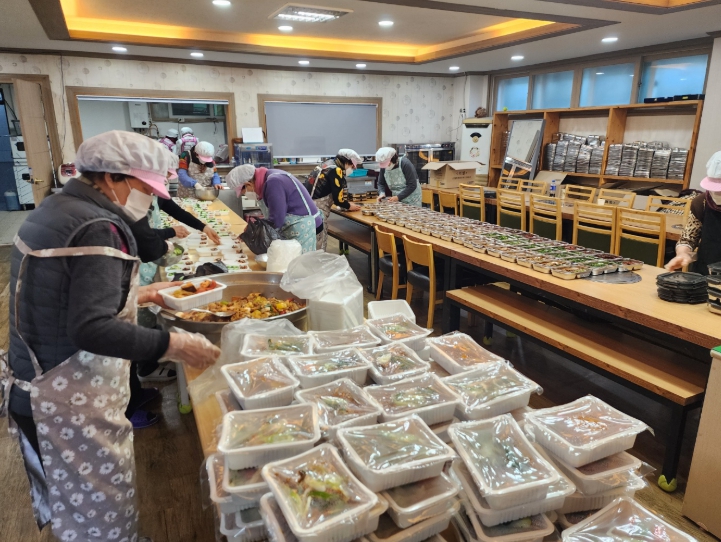 - 강릉형 공공급식 ‘강릉애(愛)밥상’ 본격 추진 - 기사 이미지