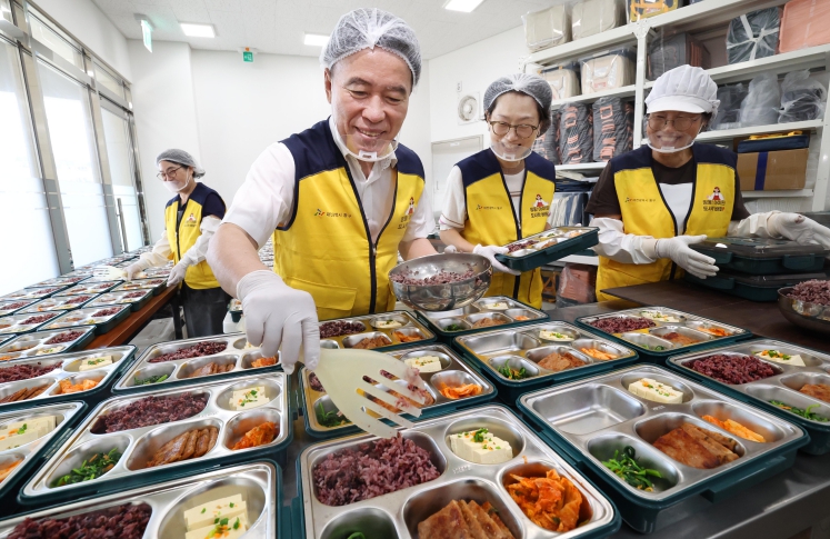 대전 동구, 여름방학 기간 ‘띵동, 아이든든 도시락’ 본격 운영 기사 이미지