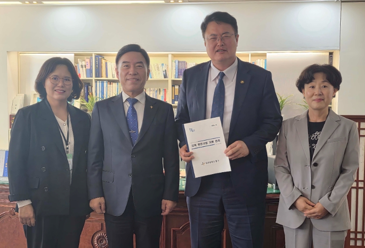 황인호 동구청장, 문체부 찾아 ‘산내동 국민체육센터’ 조기 건립 건의 기사 이미지